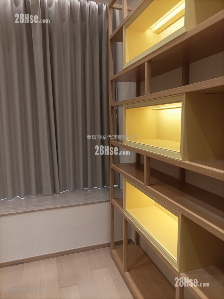 8 Lasalle Rental 3 Bedrooms , 3 Bathrooms 1,020 ft²