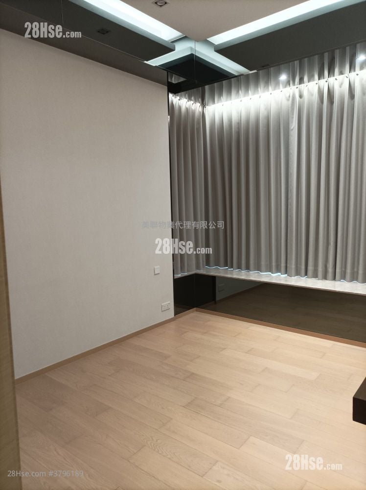 8 Lasalle Rental 3 Bedrooms , 3 Bathrooms 1,020 ft²