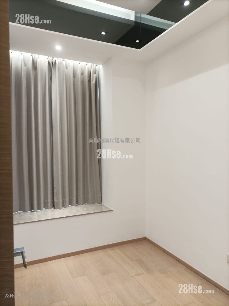 8 Lasalle Rental 3 Bedrooms , 3 Bathrooms 1,020 ft²