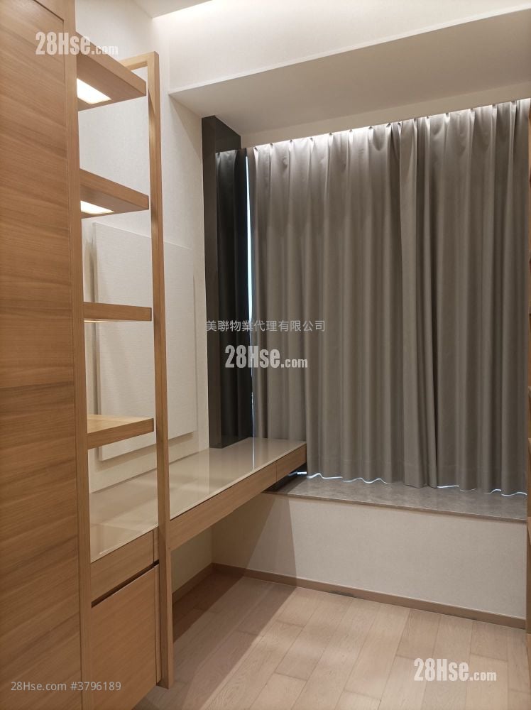 8 Lasalle Rental 3 Bedrooms , 3 Bathrooms 1,020 ft²