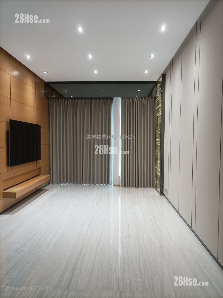 8 Lasalle Rental 3 Bedrooms , 3 Bathrooms 1,020 ft²