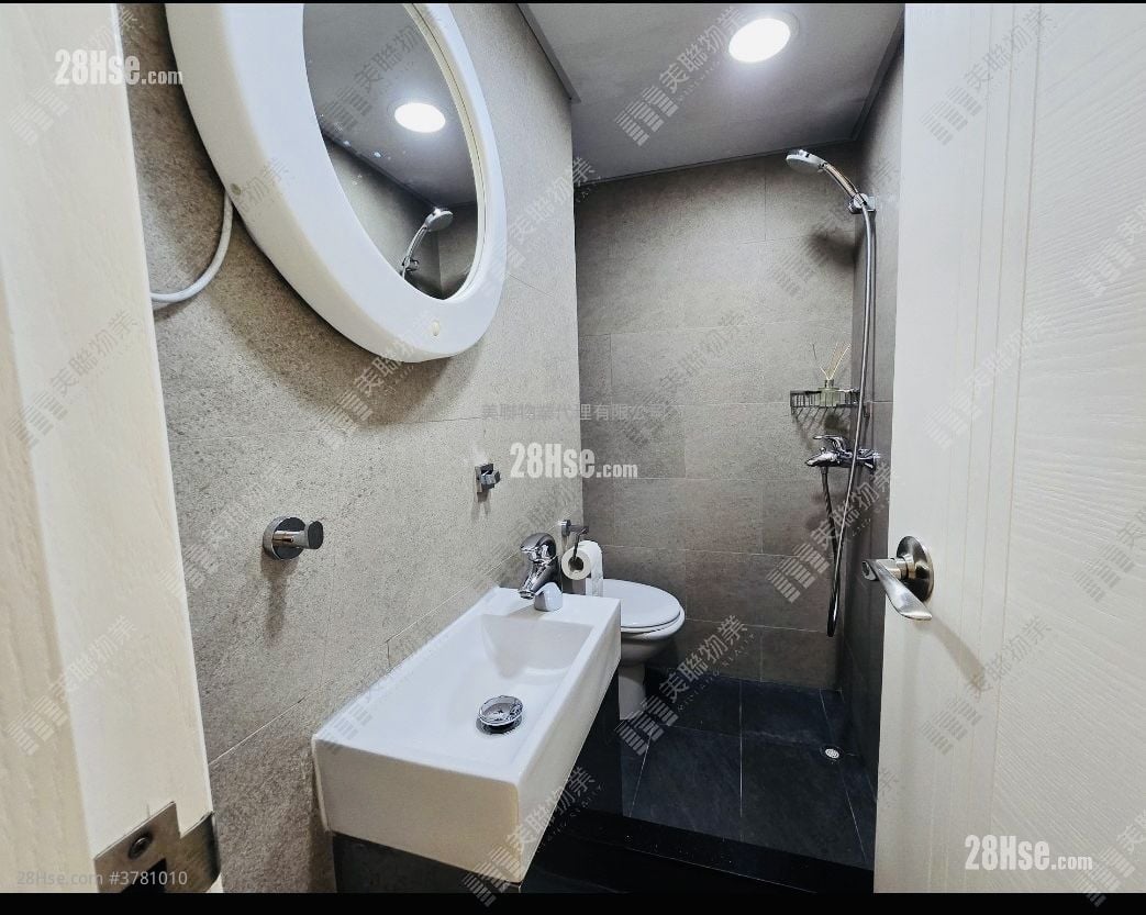 美孚新邨 售盘 2 房 670 平方尺