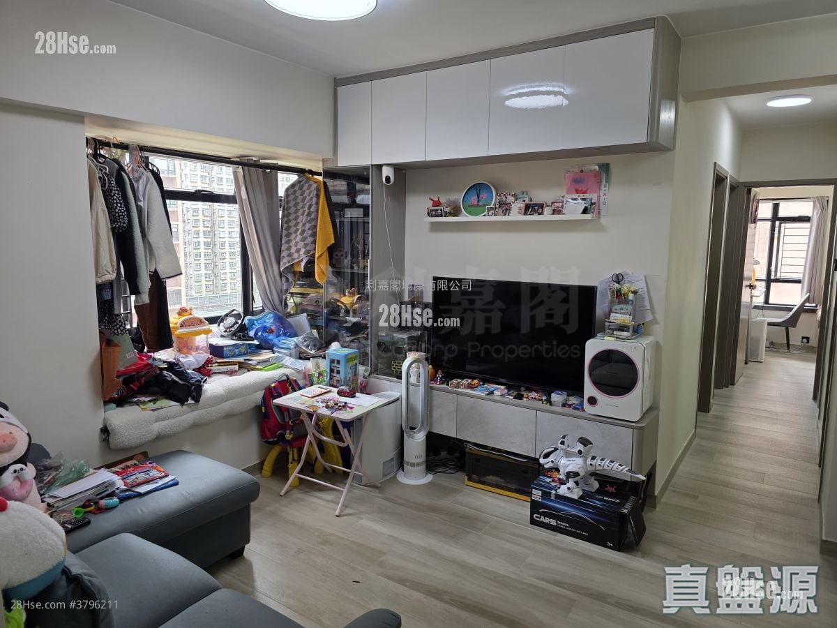 新港城 售盘 3 房 , 2 浴室 519 平方尺