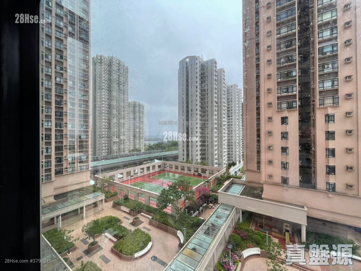 新港城 售盘 3 房 , 2 浴室 519 平方尺