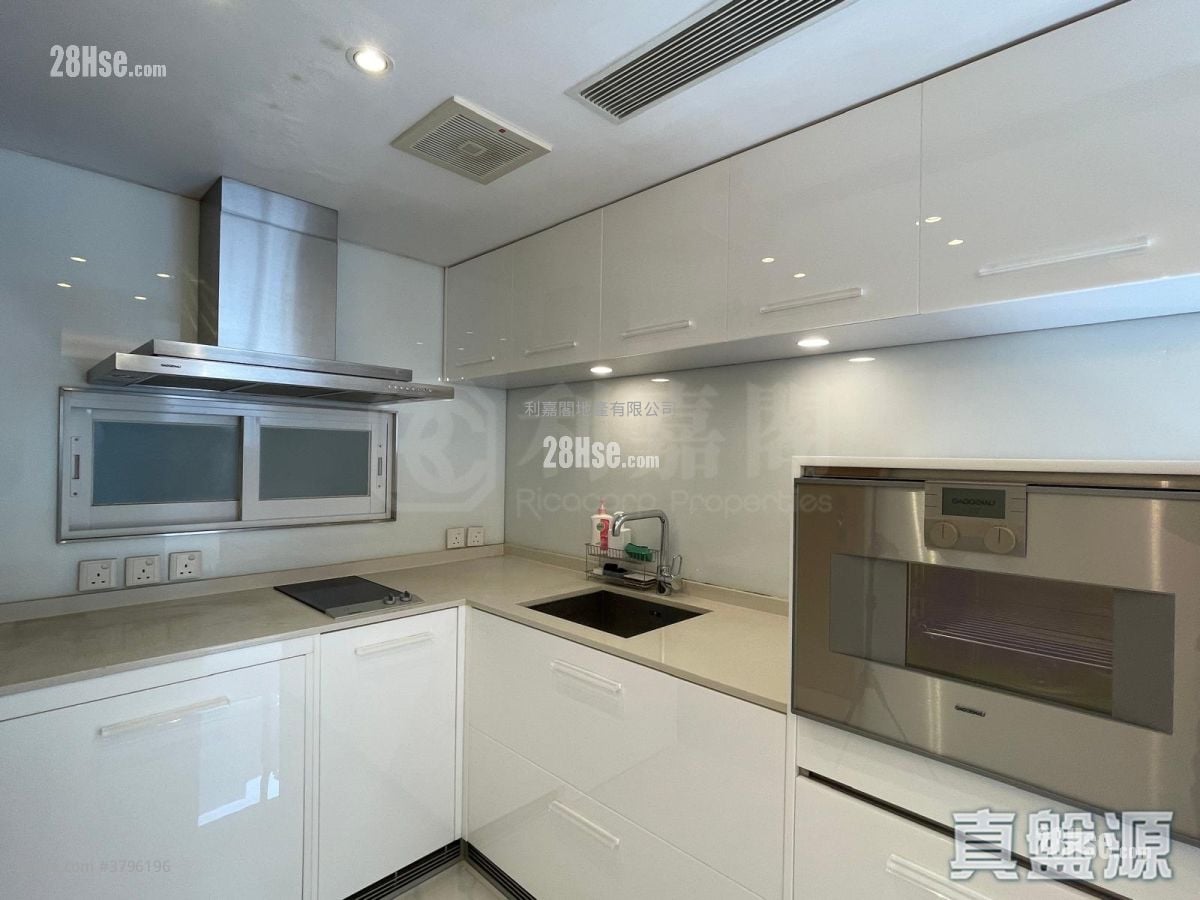 Healthy Gardens Sell 2 Bedrooms , 1 Bathroom 456 ft²