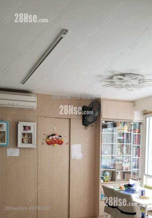 Mei Foo Sun Chuen Sell 3 Bedrooms 657 ft²