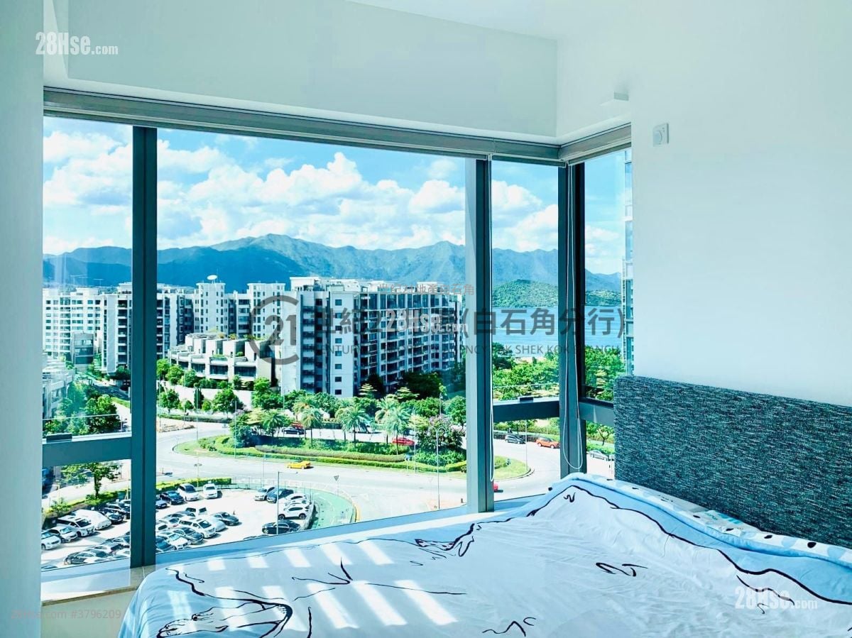 St Martin Sell 3 Bedrooms , 1 Bathroom 603 ft²