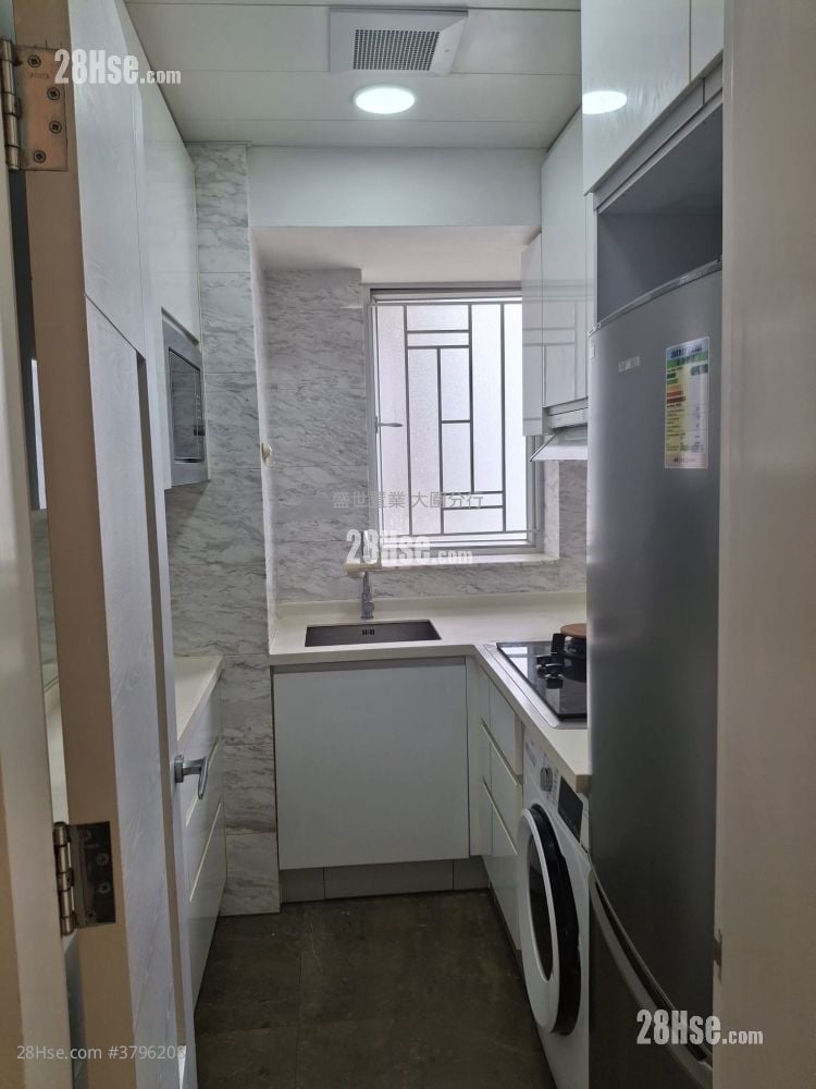 名城 租盘 3 房 , 2 浴室 786 平方尺