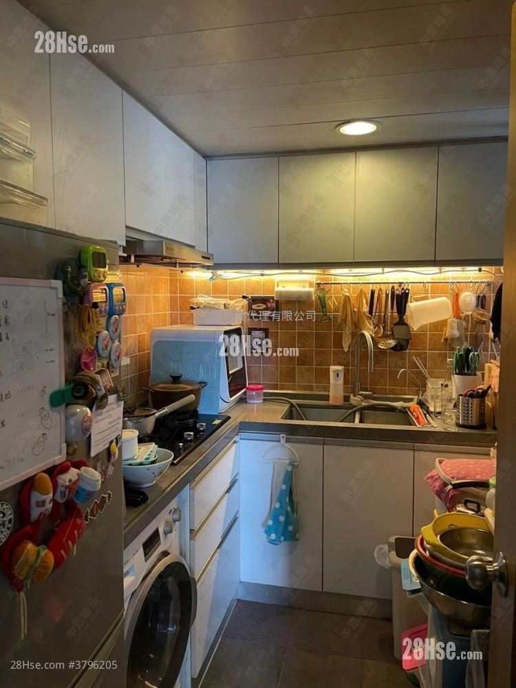 Belvedere Garden Sell 3 Bedrooms , 2 Bathrooms 668 ft²