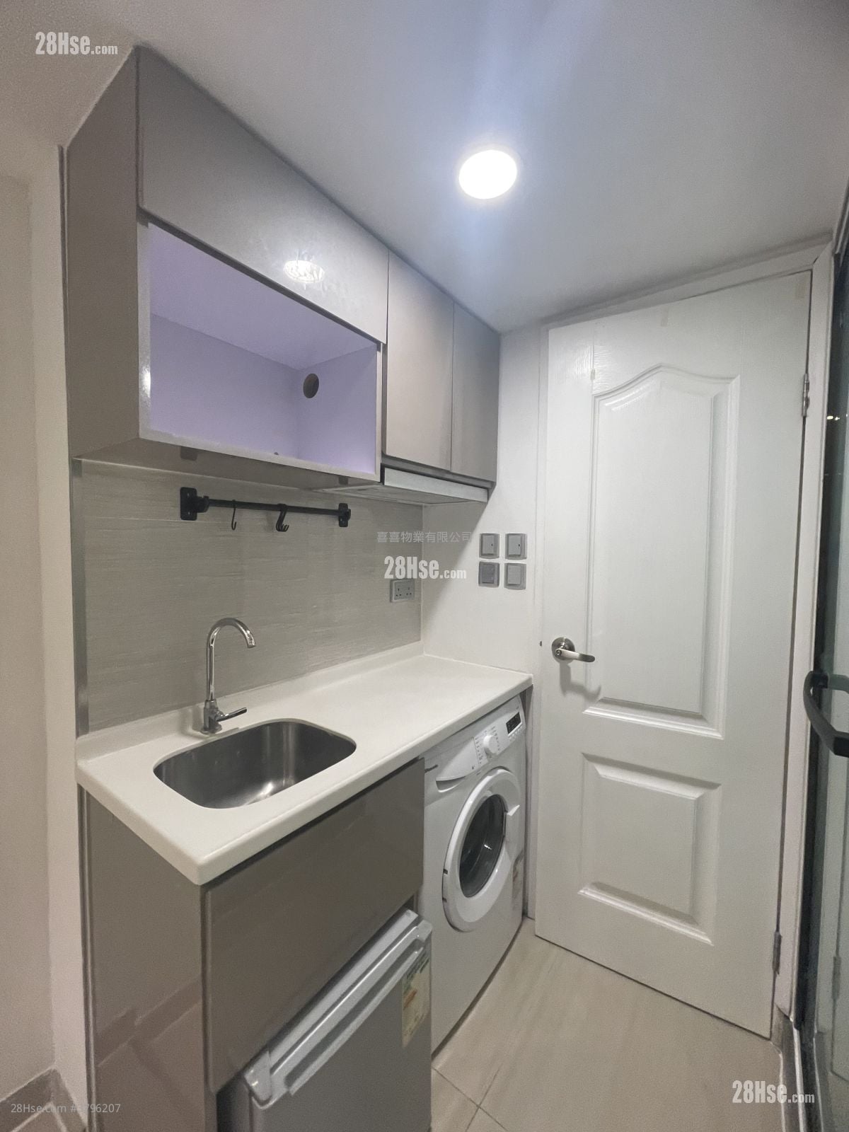 Chinese Mansion Rental 1 Bedroom , 1 Bathroom 170 ft²