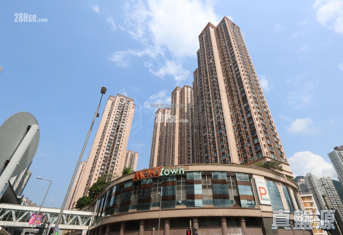 新港城 售盘 3 房 , 2 浴室 519 平方尺