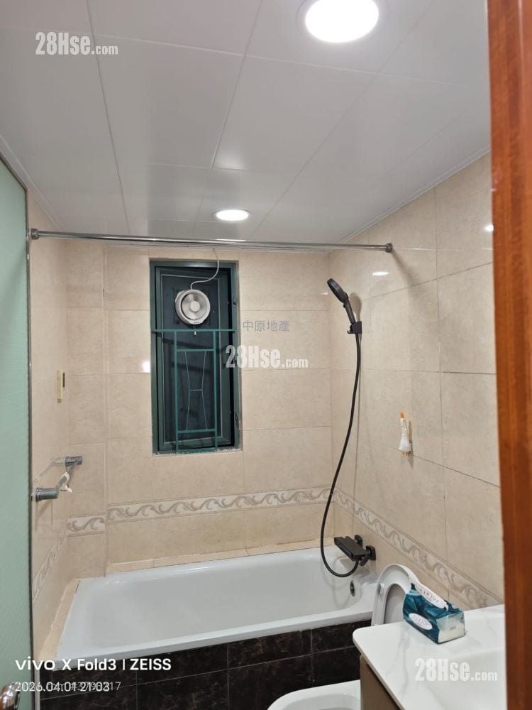 Kingston Lodge Rental 3 Bedrooms , 2 Bathrooms 786 ft²