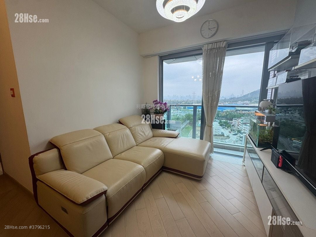 峻峦 售盘 3 房 , 1 浴室 572 平方尺