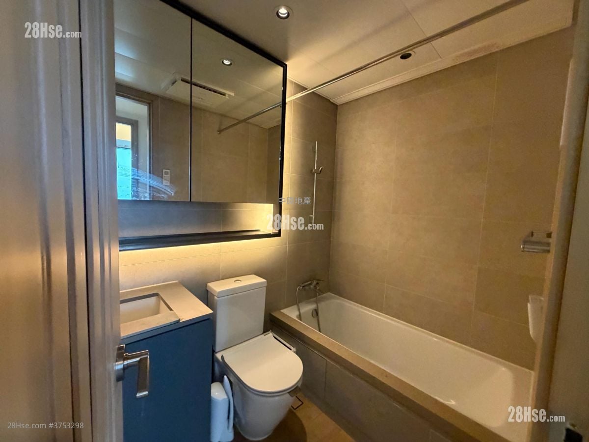 Lp6 Sell 2 Bedrooms , 1 Bathroom 422 ft²