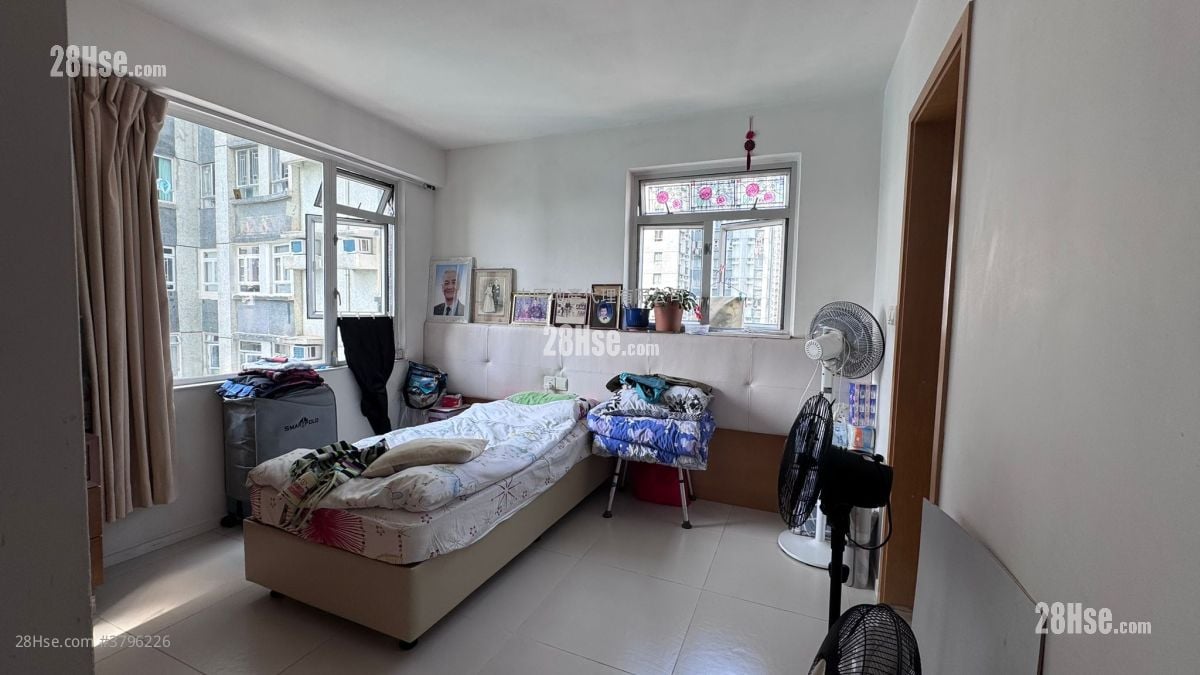 Belvedere Garden Sell 3 Bedrooms , 2 Bathrooms 728 ft²