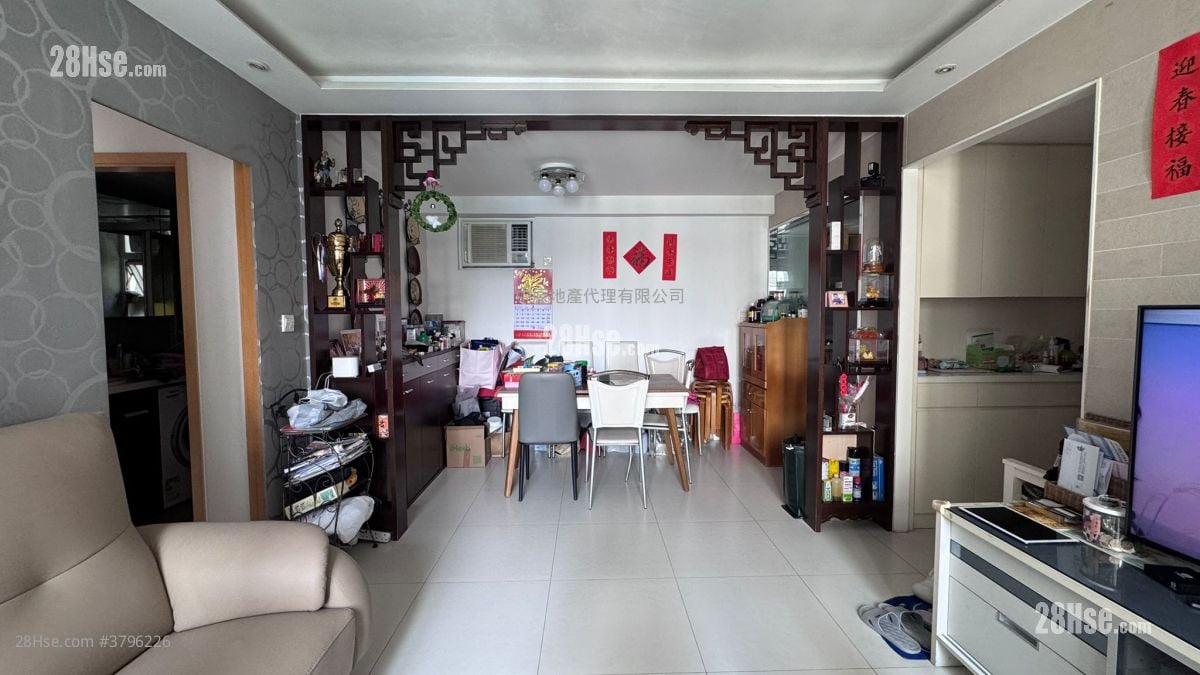 Belvedere Garden Sell 3 Bedrooms , 2 Bathrooms 728 ft²