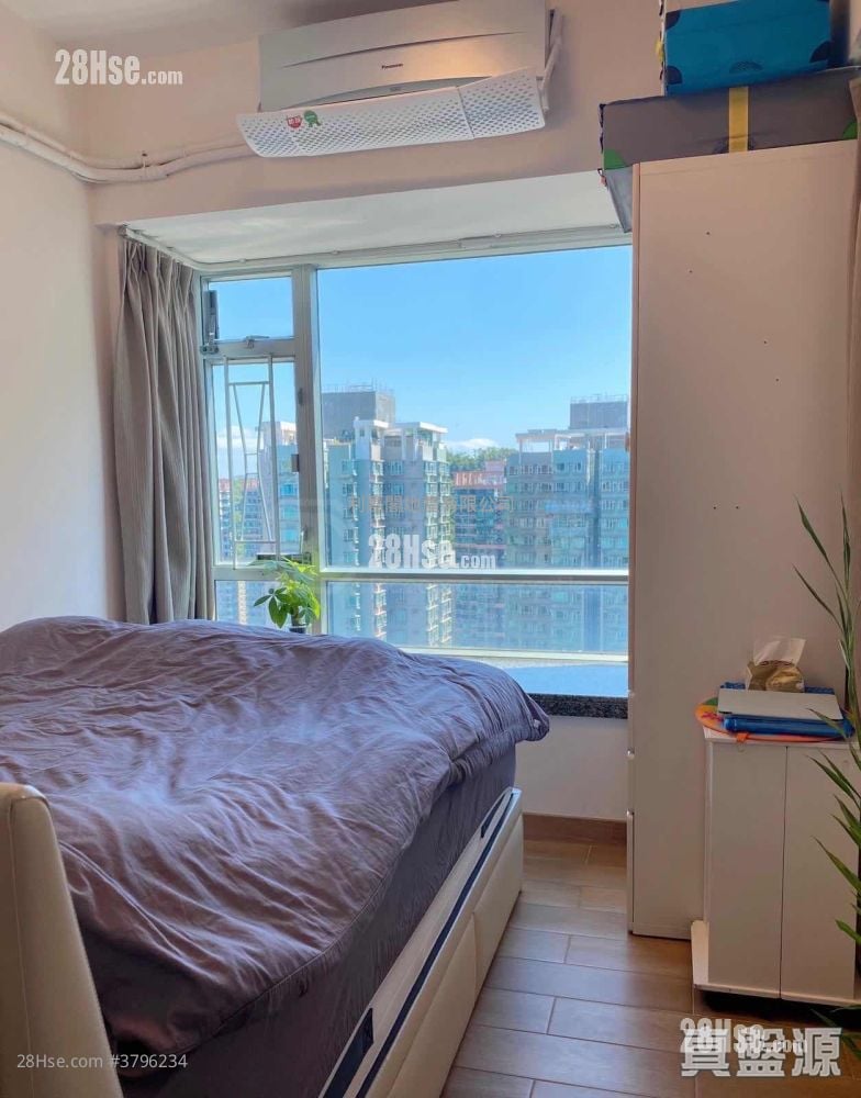 The Metro City Sell 3 Bedrooms , 2 Bathrooms 526 ft²