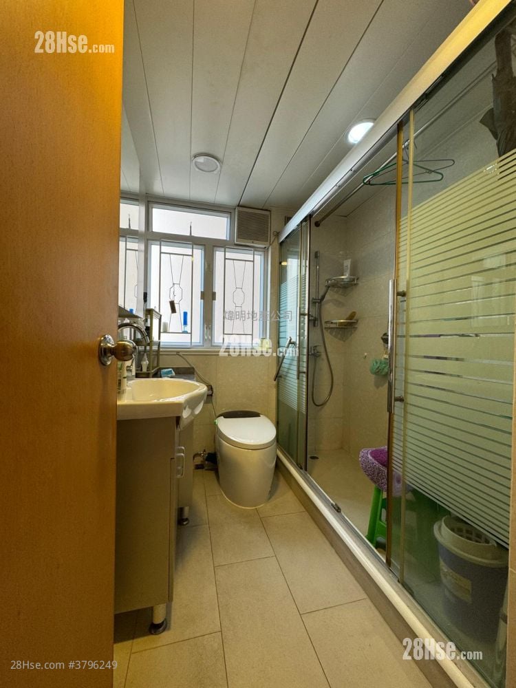 友诚大厦 售盘 2 房 , 1 浴室 336 平方尺