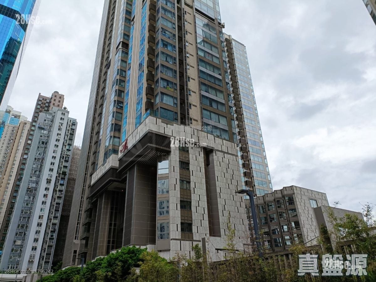 维港颂 售盘 3 房 , 2 浴室 881 平方尺