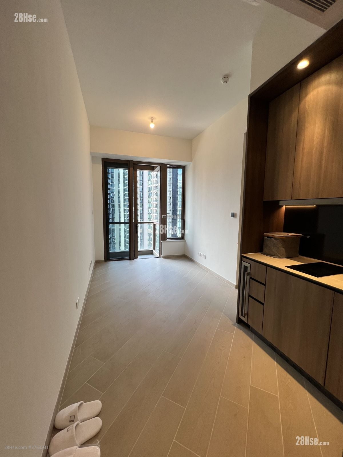 LP10 售盘 2 房 , 1 浴室 484 平方尺