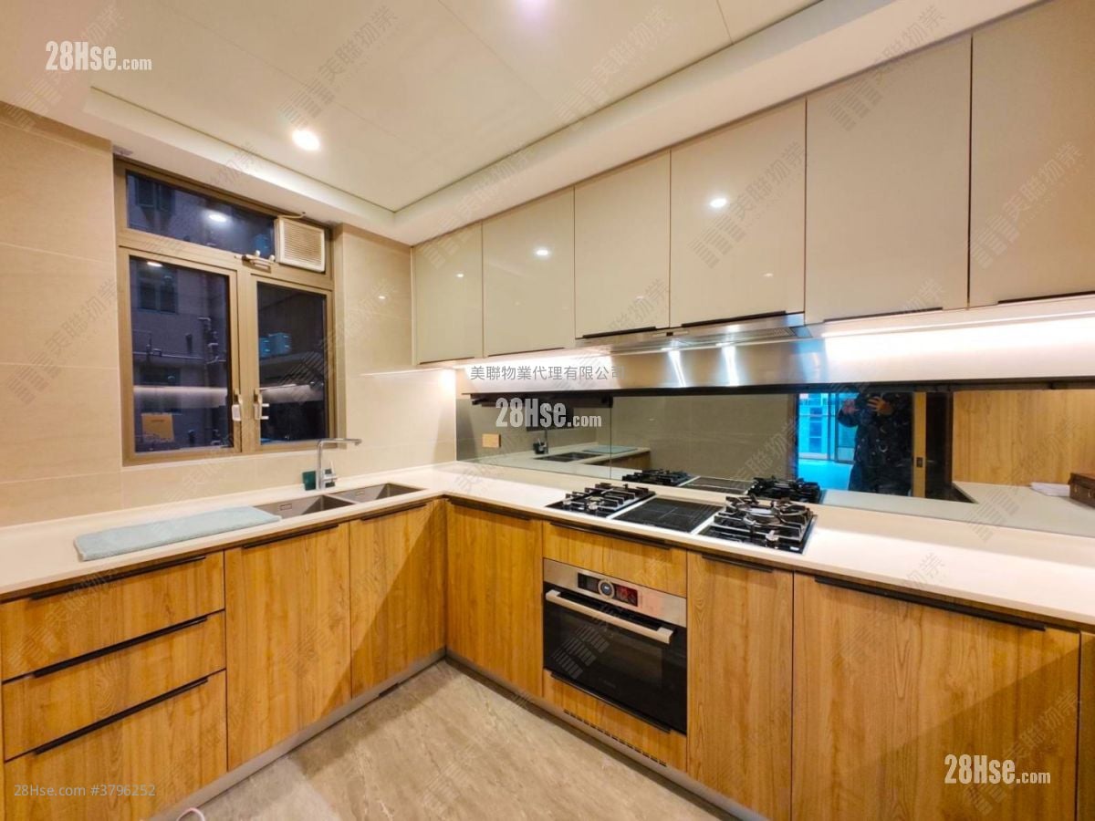 海日湾 II 售盘 3 房 , 3 浴室 1,033 平方尺