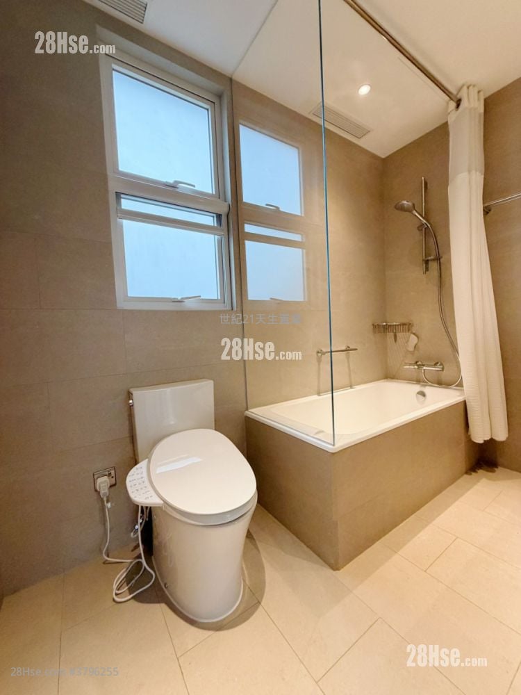 Avignon Rental 4 Bedrooms , 3 Bathrooms 1,201 ft²