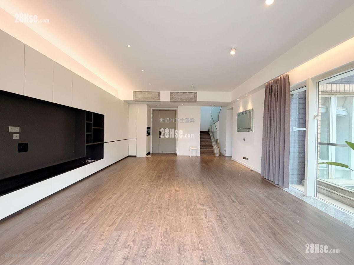 Avignon Rental 4 Bedrooms , 3 Bathrooms 1,201 ft²