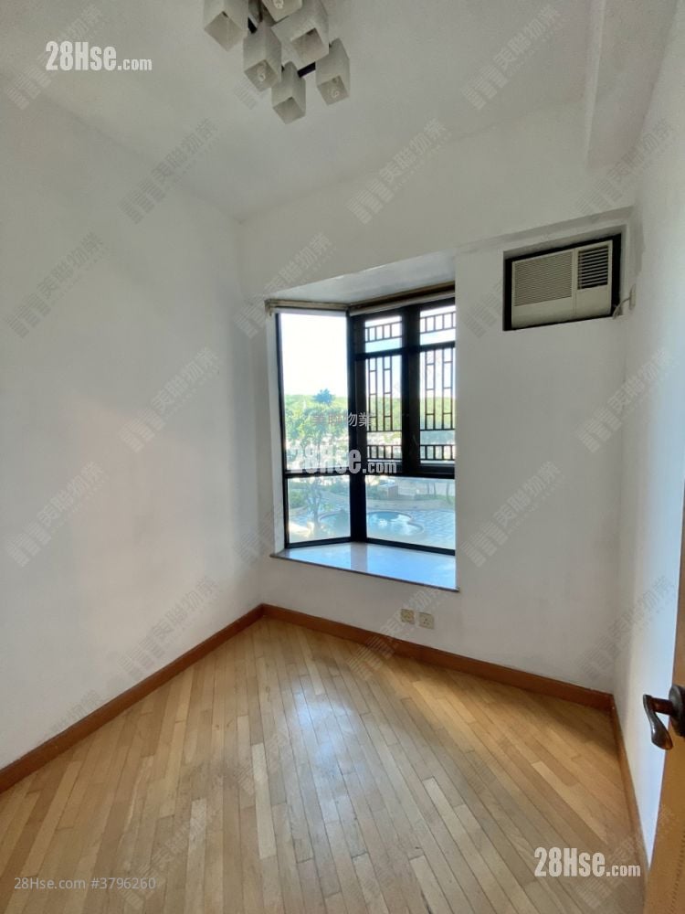 睡房 1: 朗怡居 售盘 2 房 , 1 浴室 531 平方尺