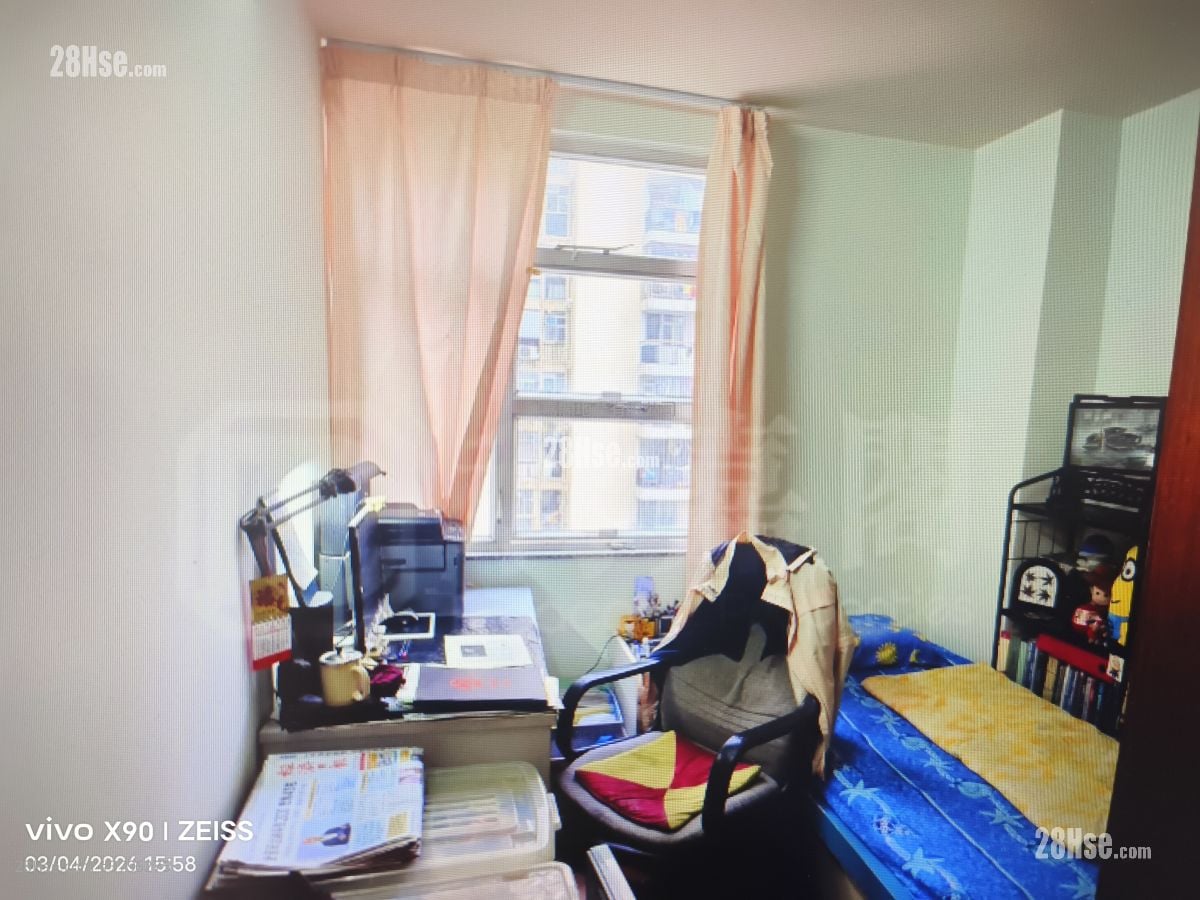 美孚新邨 售盘 3 房 , 1 浴室 679 平方尺