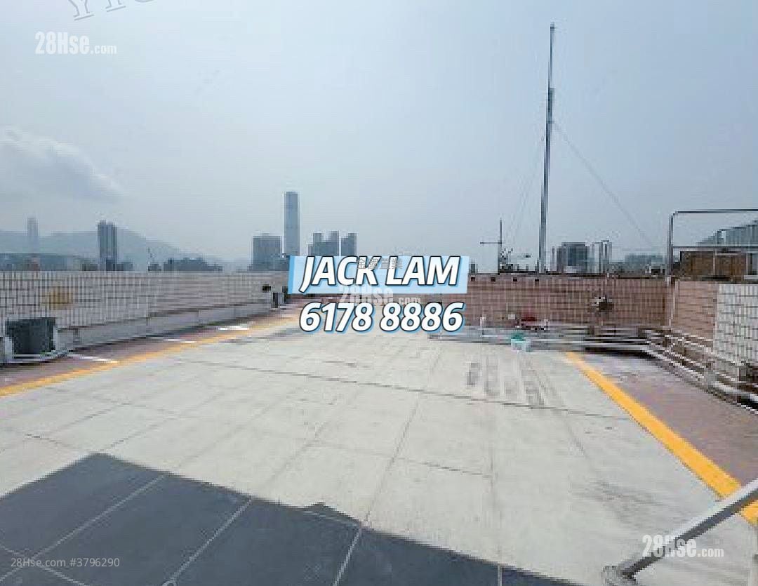 King's Park Villa Sell 3 Bedrooms , 2 Bathrooms 2,090 ft²