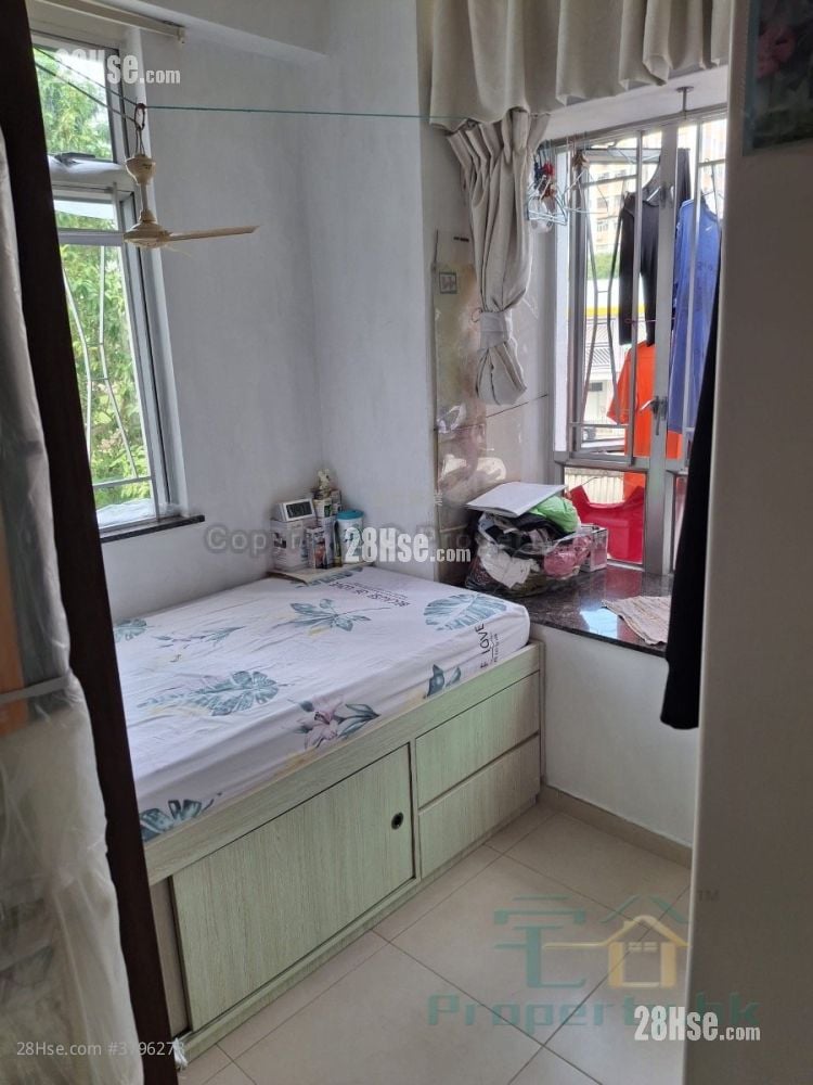 Glamour Garden Sell 2 Bedrooms , 1 Bathroom 386 ft²