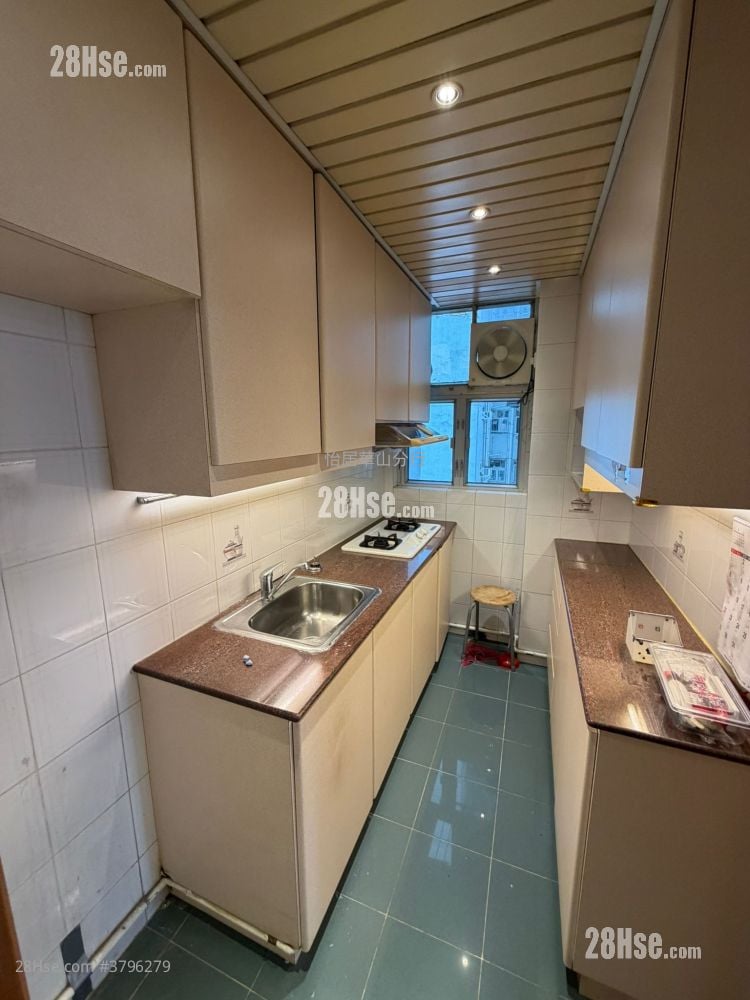 太古城 租盘 3 房 , 1 浴室 580 平方尺