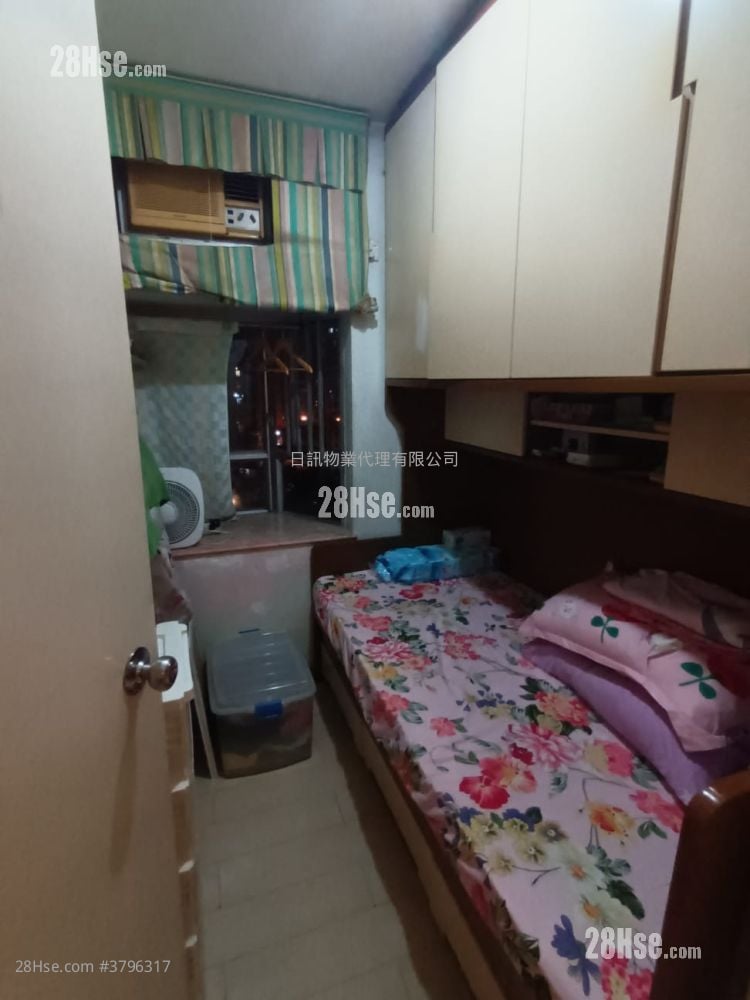 Riviera Gardens Sell 3 Bedrooms , 1 Bathroom 540 ft²