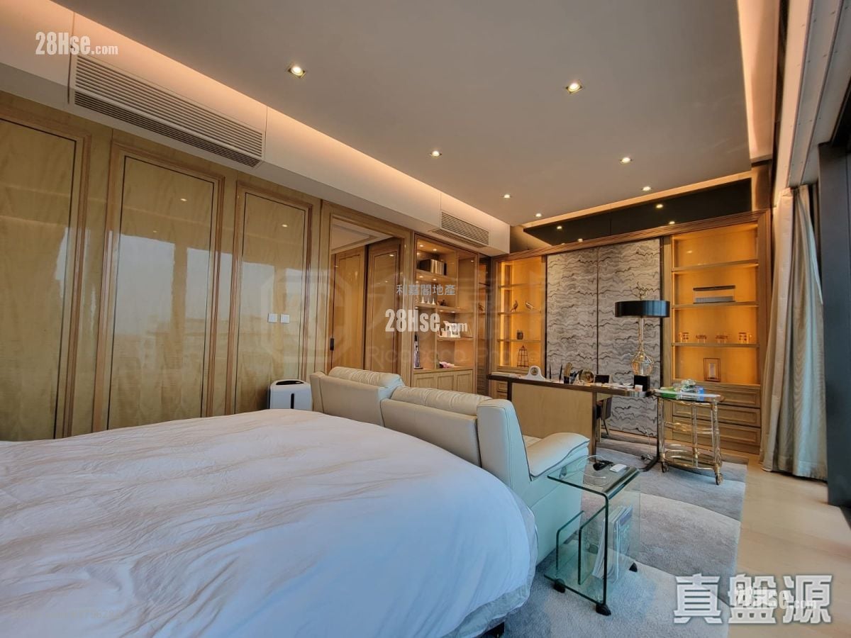 The Bloomsway Rental 2,865 ft²