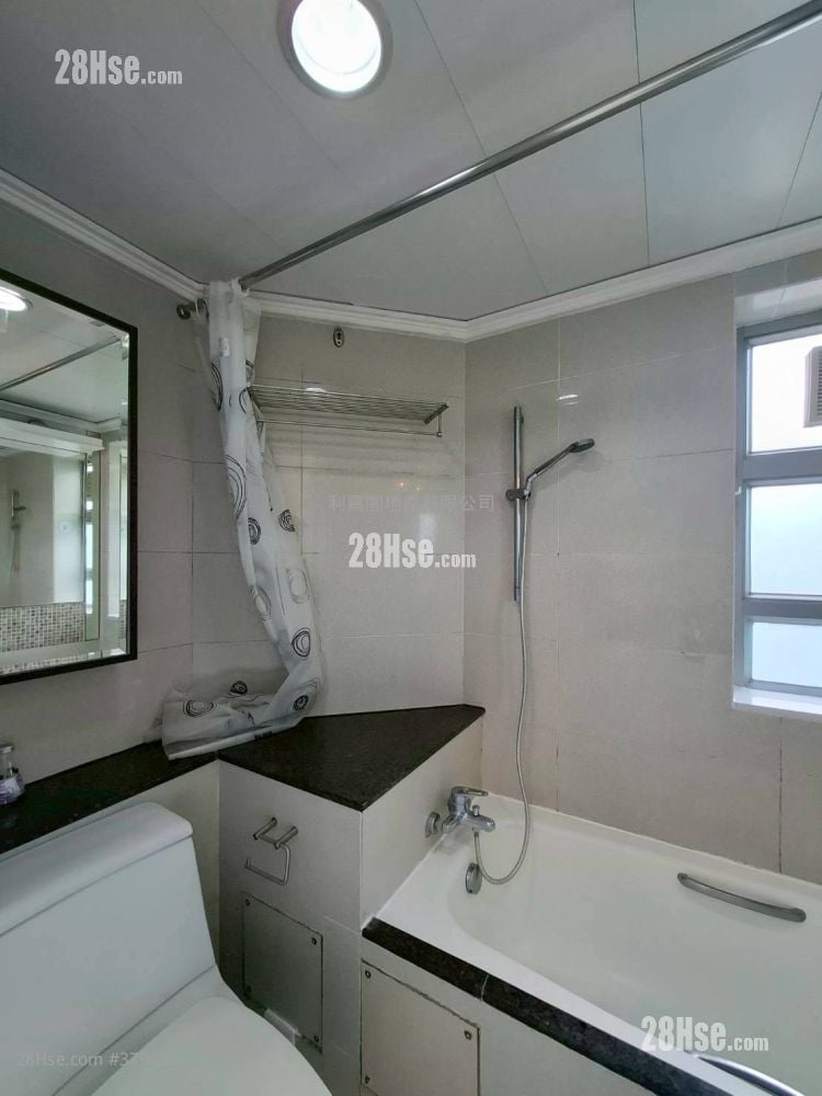 映湾园 租盘 3 房 , 2 浴室 749 平方尺