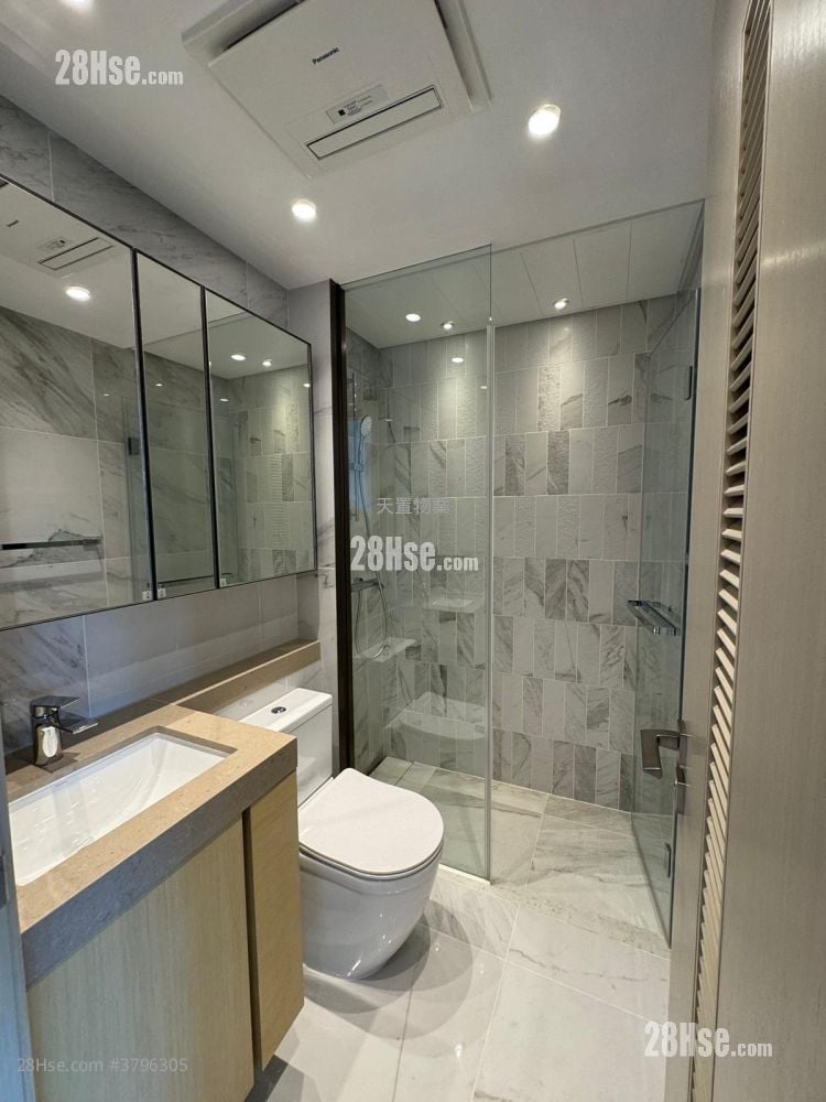 Mount Regency Sell 412 ft²