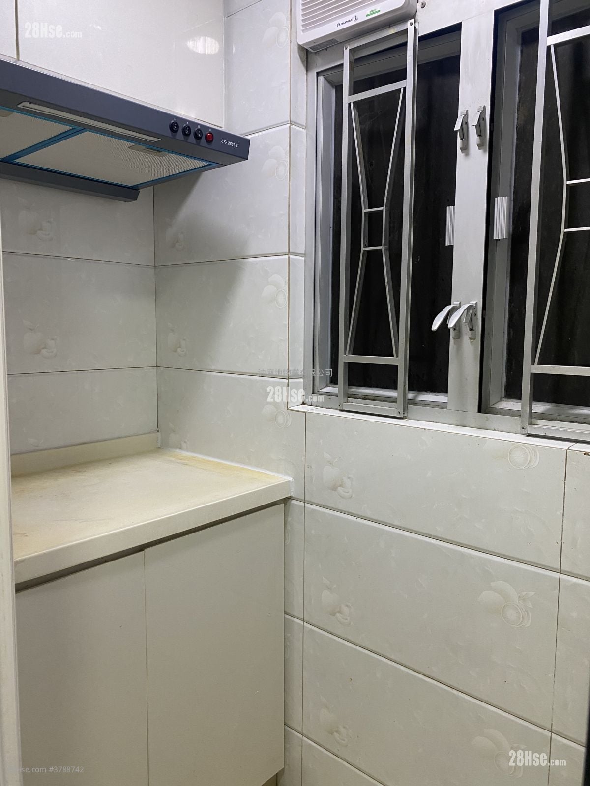 Chinese Mansion Rental 2 Bedrooms , 1 Bathroom 280 ft²