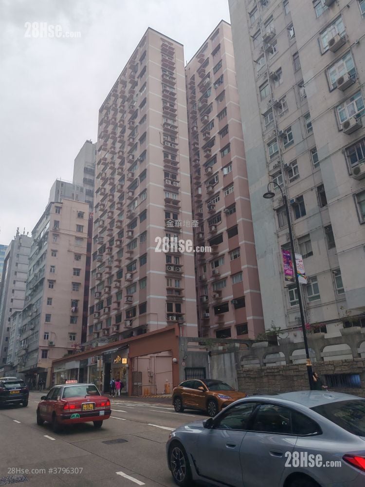 好安楼 售盘 3 房 , 2 浴室 753 平方尺