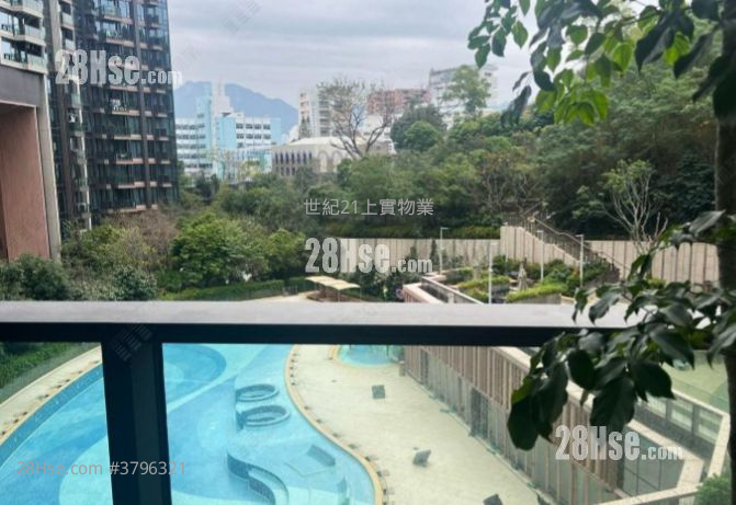 Mantin Heights Sell 3 Bedrooms , 3 Bathrooms 943 ft²