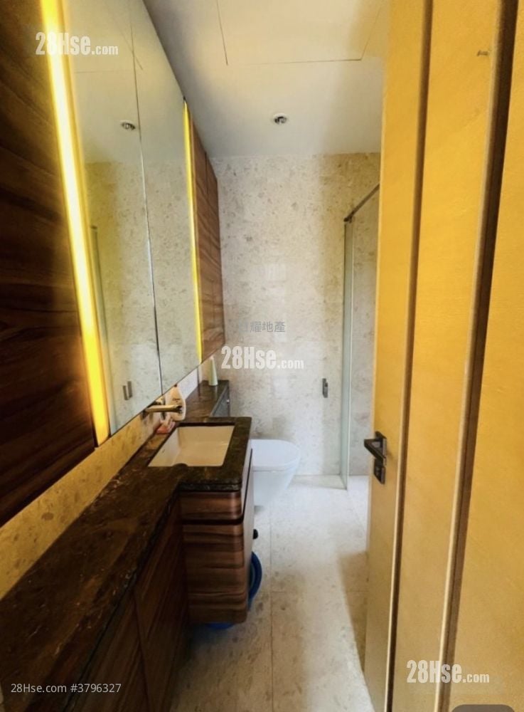 Jones Hive Sell 2 Bedrooms , 1 Bathroom 440 ft²