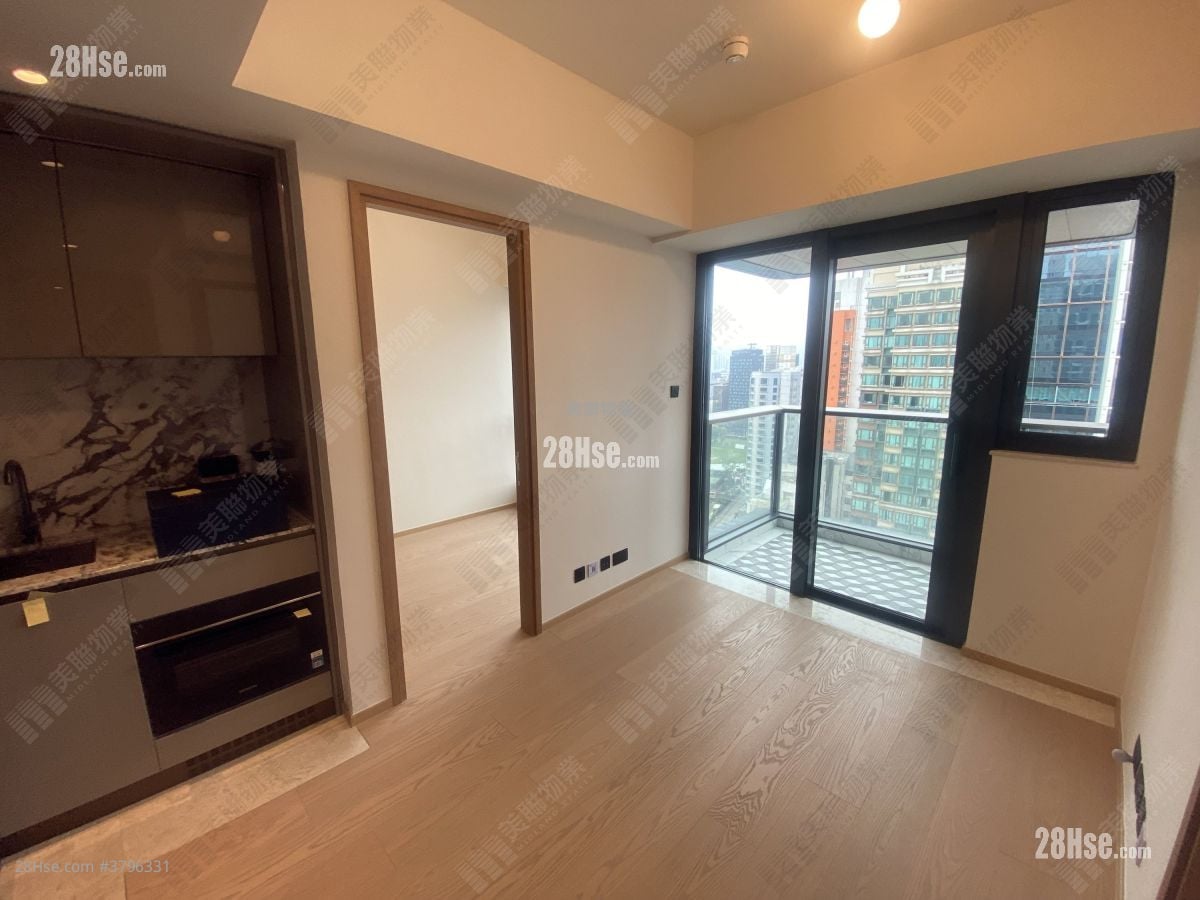 Topside Residence Rental 2 Bedrooms , 1 Bathroom 377 ft²