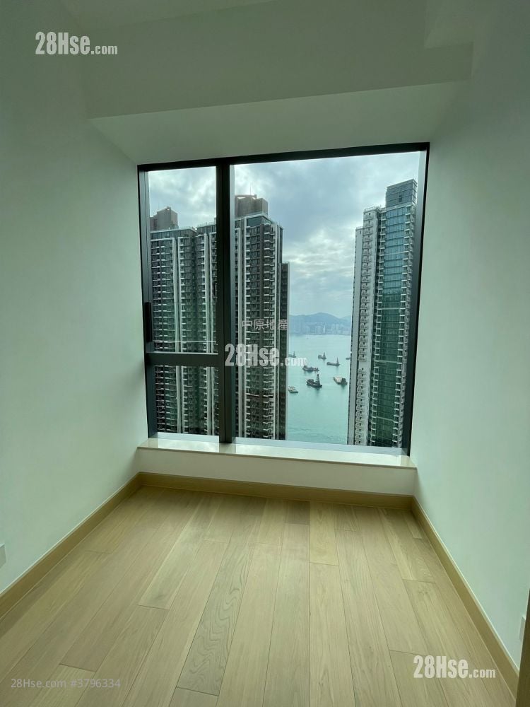 Montara Sell 2 Bedrooms 561 ft²