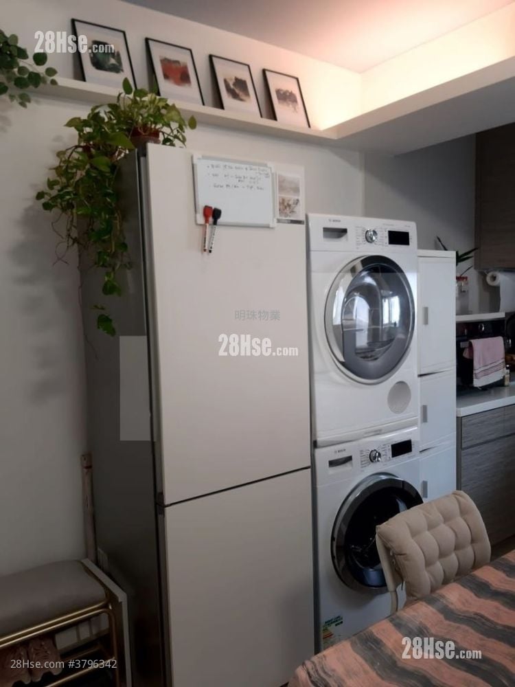 Li Chit Garden Sell 2 Bedrooms , 1 Bathroom 397 ft²