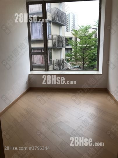 溱林 售盘 3 房 , 3 浴室 774 平方尺