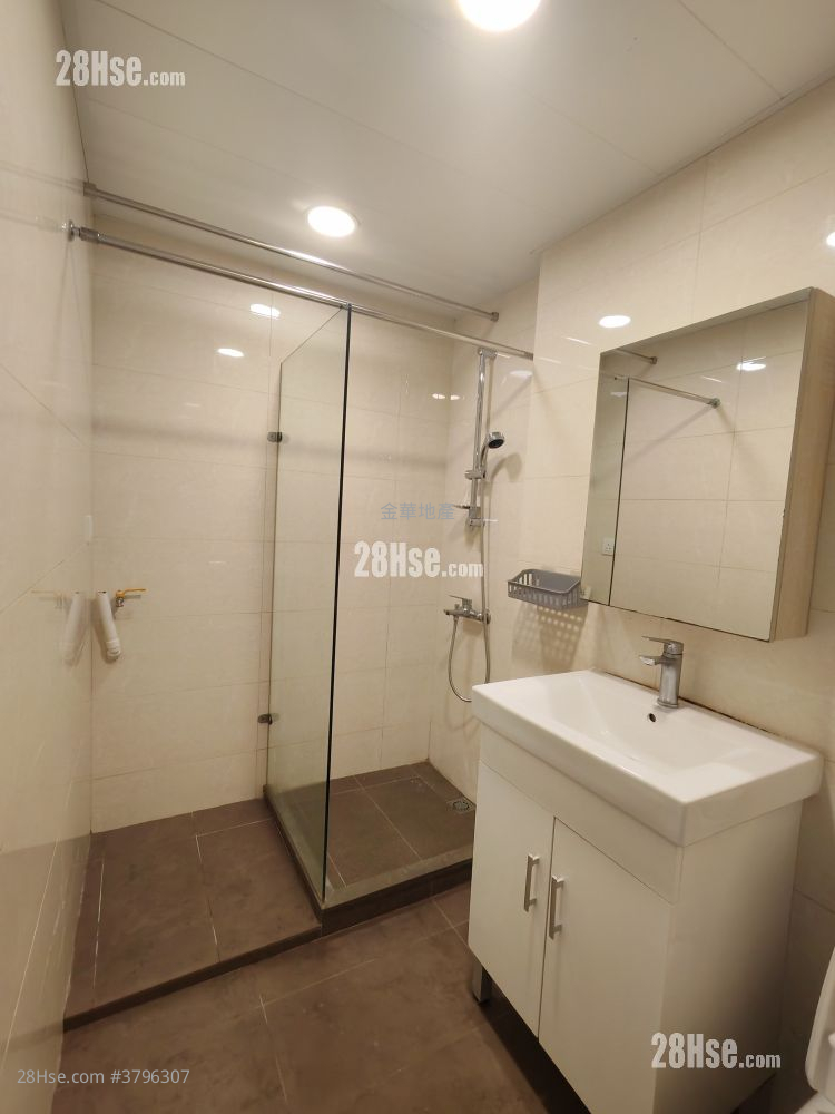 好安楼 售盘 3 房 , 2 浴室 753 平方尺