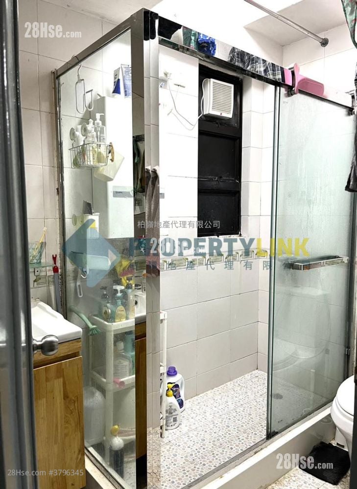 Cameo Court Sell 2 Bedrooms , 1 Bathroom 520 ft²