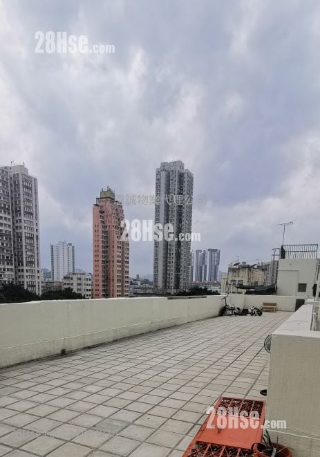 Chinese Mansion Sell 2 Bedrooms , 1 Bathroom 330 ft²