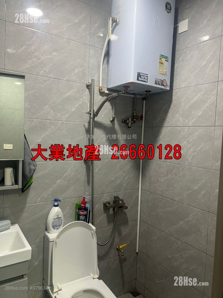 村屋 租盘 2 房 , 1 浴室