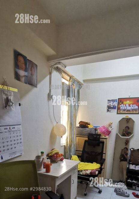 Chinese Mansion Sell 2 Bedrooms , 1 Bathroom 330 ft²