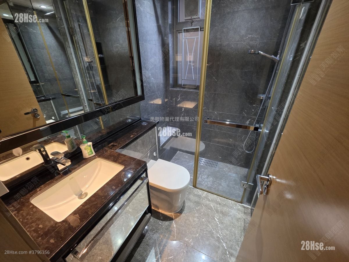 The Wings Rental 4 Bedrooms , 2 Bathrooms 862 ft²